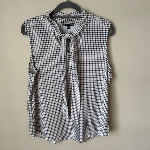 Adrianna Papell Bow Tie Neck Black White Checkered Pattern Sleeveless Top XL - Picture 1 of 5